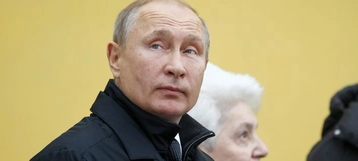 Στο «φως» η ταυτότητα του Πούτιν στη Στάζι -Τι απαντά το Κρεμλίνο (εικόνα)